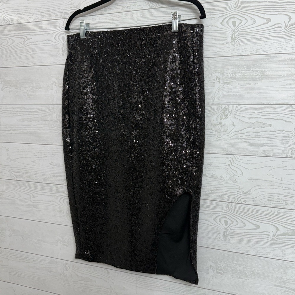 Torrid Black Sequin Pencil Skirt - Picture 3 of 10